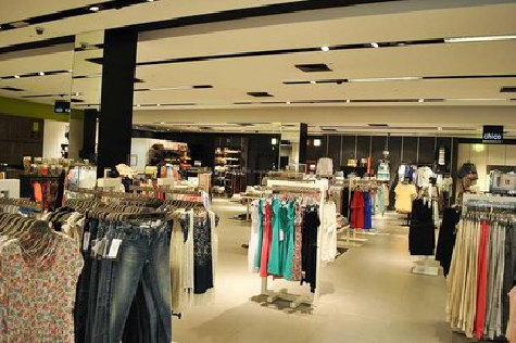 安远商场里的店面怎么装修？